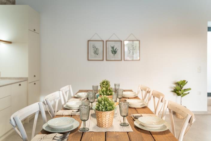 Image No.19-2 Bed House for sale