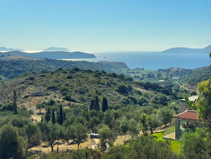 Image No.9-Villa for sale