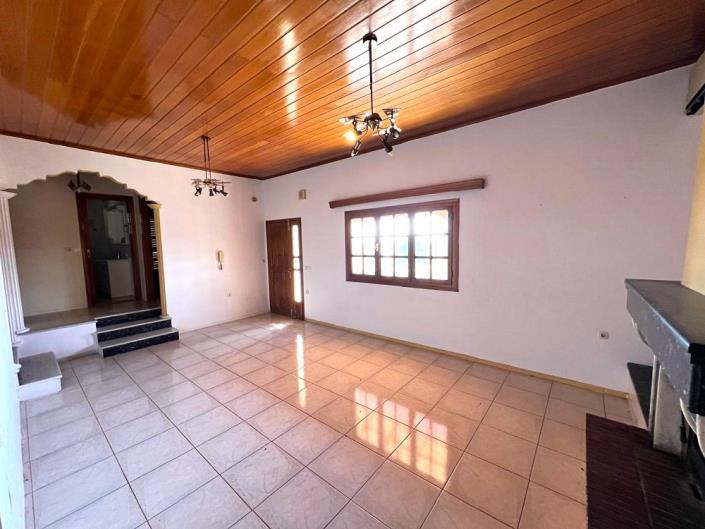 Image No.14-3 Bed House for sale