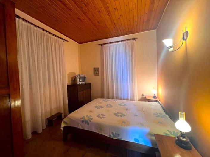 Image No.26-5 Bed Maisonette for sale