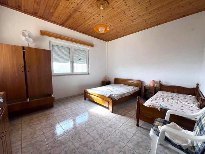 Image No.22-4 Bed House for sale