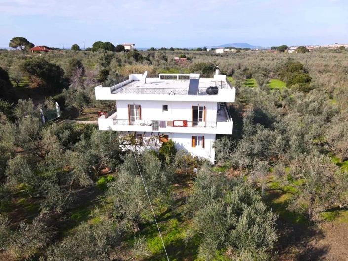 Image No.7-3 Bed House for sale