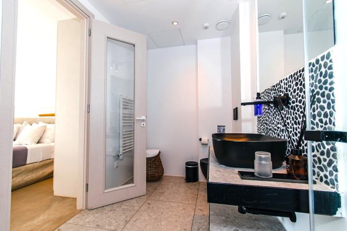 Image No.17-3 Bed Villa for sale