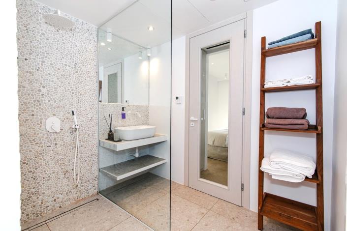 Image No.27-3 Bed Villa for sale