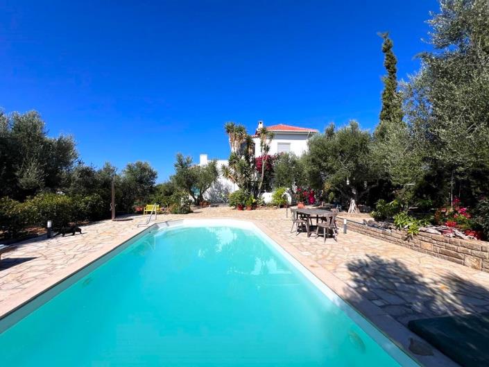 Image No.8-4 Bed Villa for sale