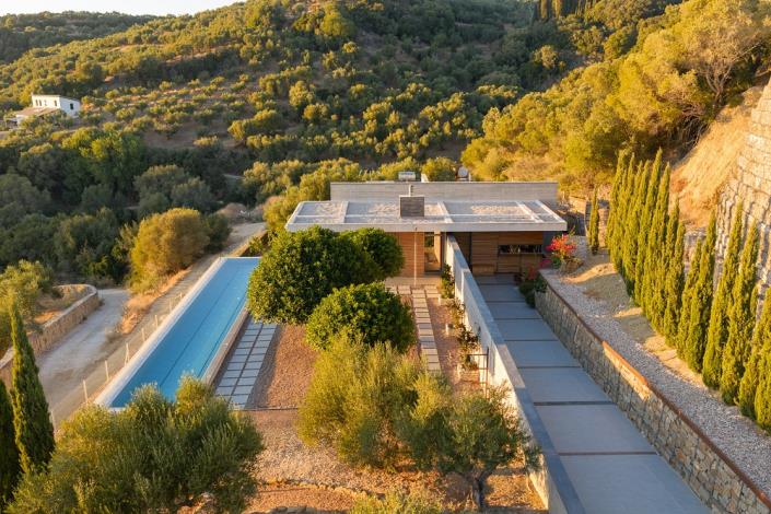 Image No.7-2 Bed Villa for sale