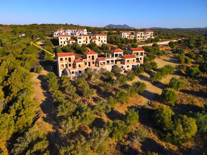 Image No.2-2 Bed House/Villa for sale