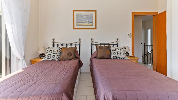 Image No.12-3 Bed Villa for sale