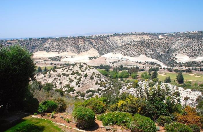 Image No.4-2 Bed Villa for sale