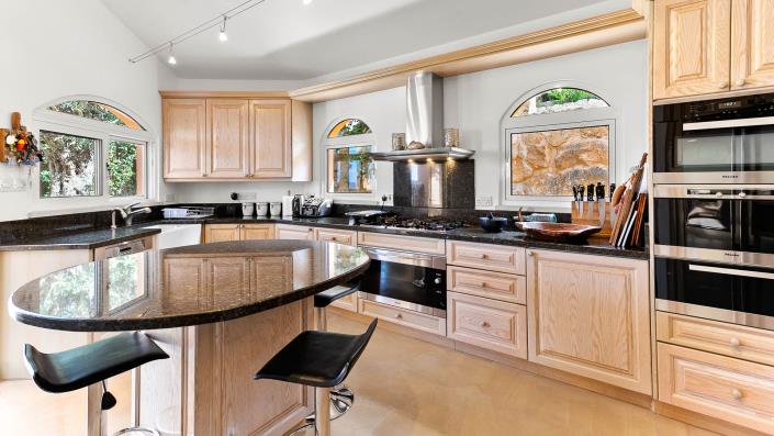 Image No.34-4 Bed Villa / Detached for sale