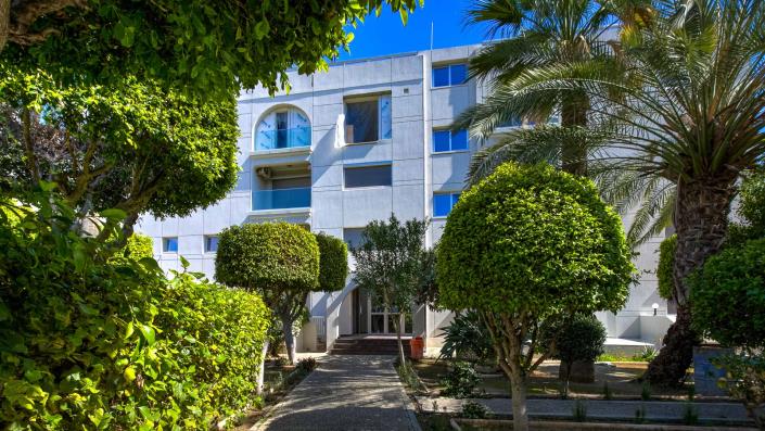 Image No.24-4 Bed Apartment for sale