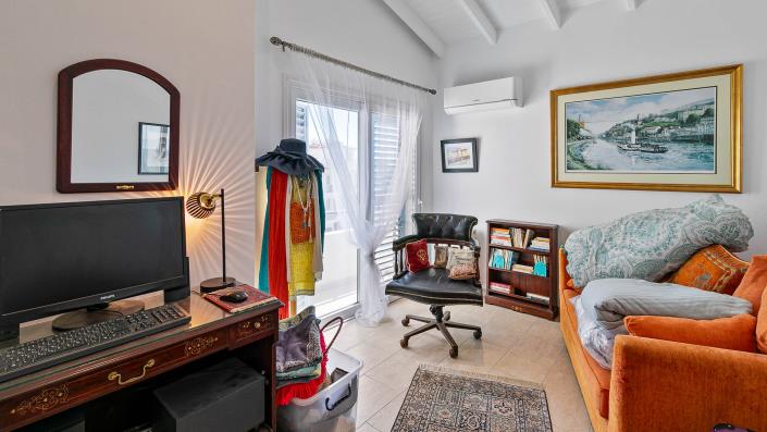 Image No.23-3 Bed Penthouse for sale