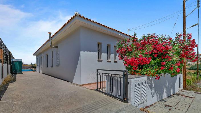 Image No.4-2 Bed Bungalow for sale
