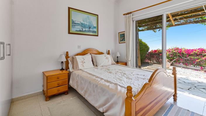 Image No.9-2 Bed Bungalow for sale