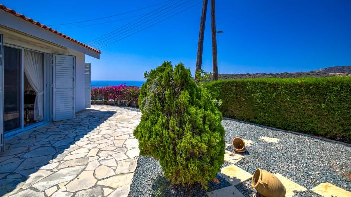 Image No.2-2 Bed Bungalow for sale