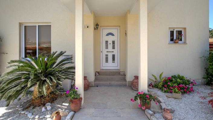 Image No.34-3 Bed Villa / Detached for sale