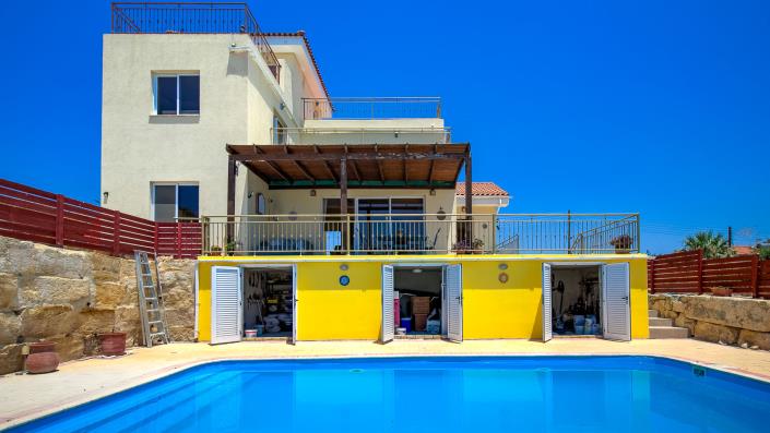 Image No.14-3 Bed Villa / Detached for sale