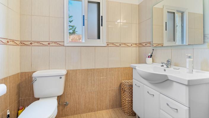 Image No.17-3 Bed Villa / Detached for sale