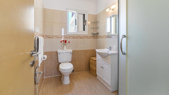 Image No.24-3 Bed Villa / Detached for sale