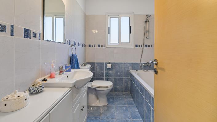 Image No.27-3 Bed Villa / Detached for sale