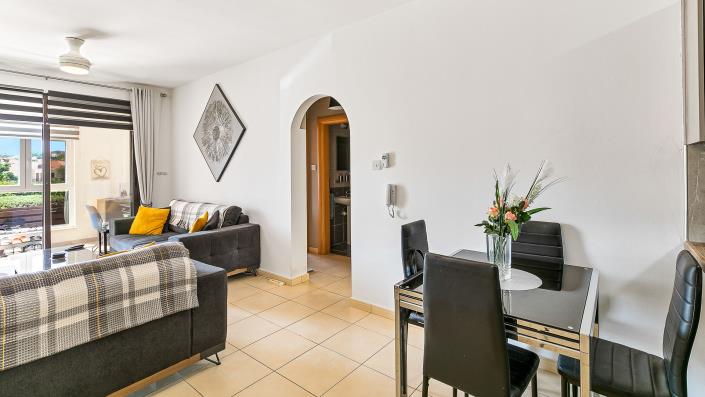 Image No.4-2 Bed Apartment for sale