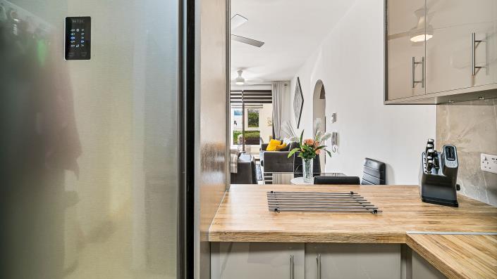 Image No.8-2 Bed Apartment for sale