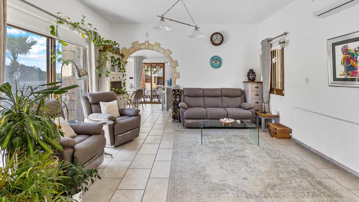 Image No.11-4 Bed Villa / Detached for sale