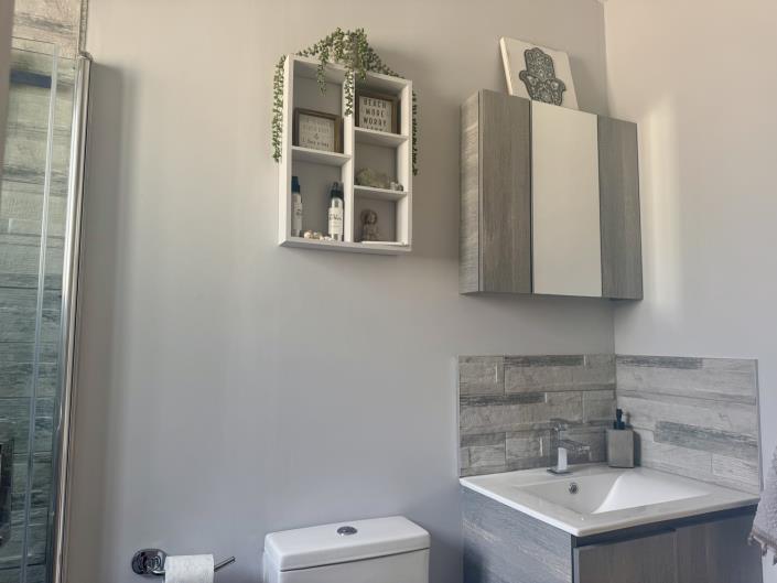 Image No.30-4 Bed Villa / Detached for sale