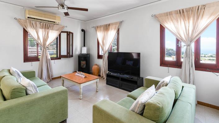 Image No.9-2 Bed Townhouse for sale