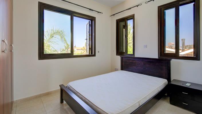 Image No.10-4 Bed Villa / Detached for sale