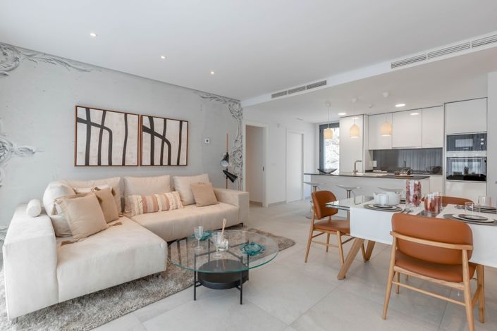 Image No.7-3 Bed Property for sale