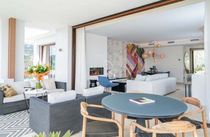 Image No.10-2 Bed Apartment for sale