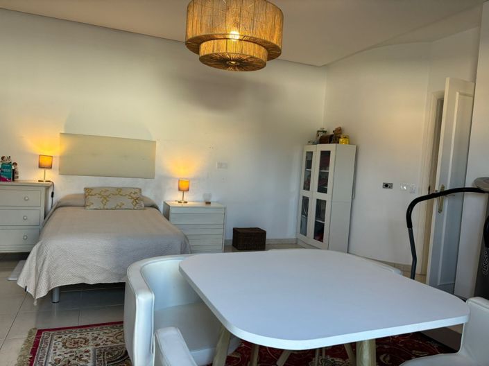 Image No.16-6 Bed Villa for sale