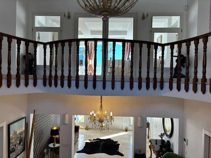 Image No.9-6 Bed Villa for sale