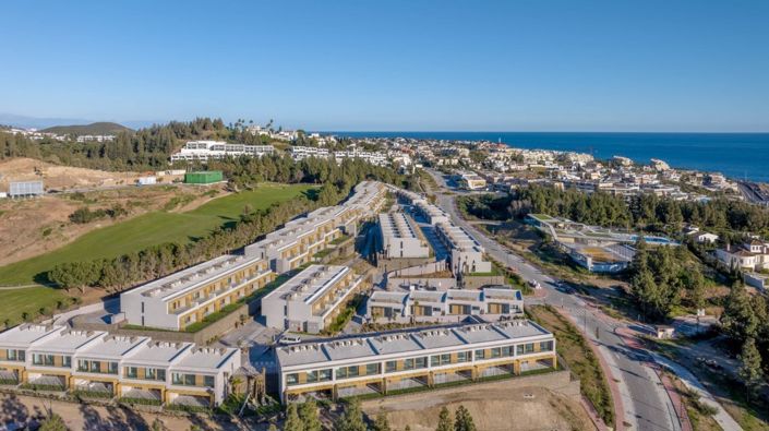 Image No.7-3 Bed Townhouse for sale