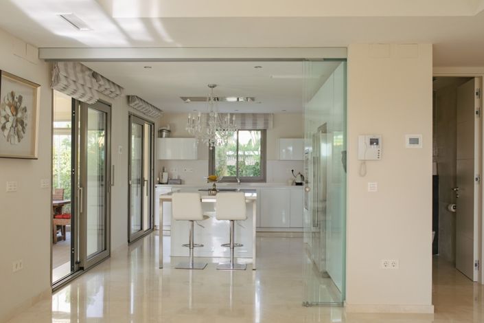 Image No.18-5 Bed Villa for sale