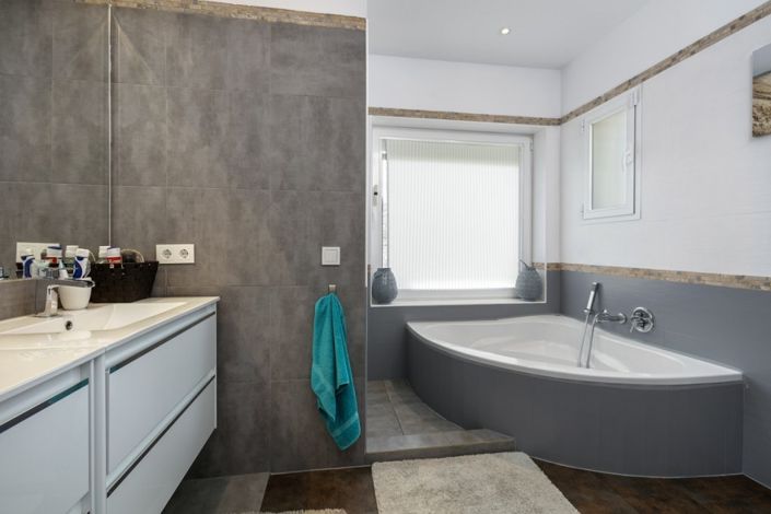 Image No.5-4 Bed Villa for sale