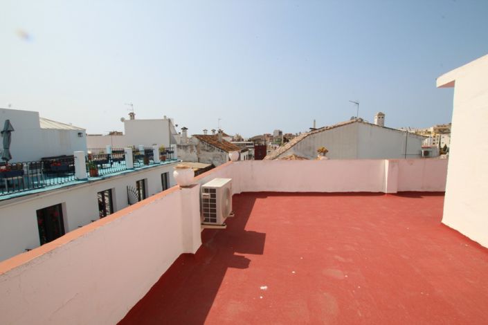 Image No.5-4 Bed House for sale