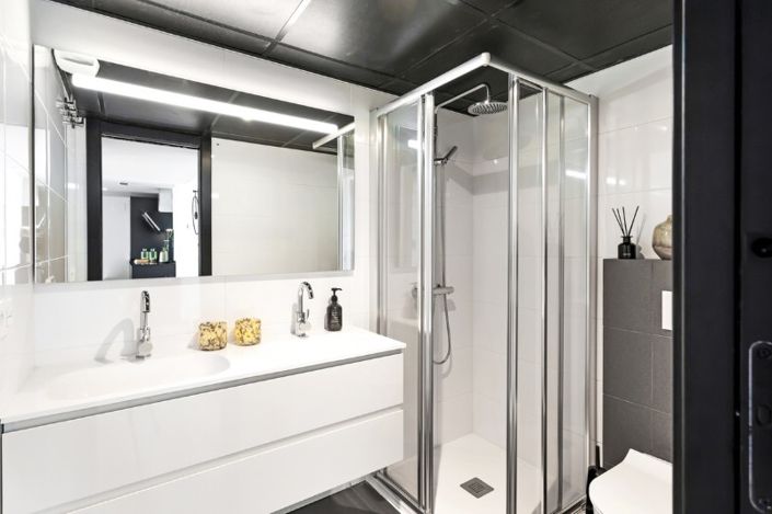 Image No.20-2 Bed Apartment for sale