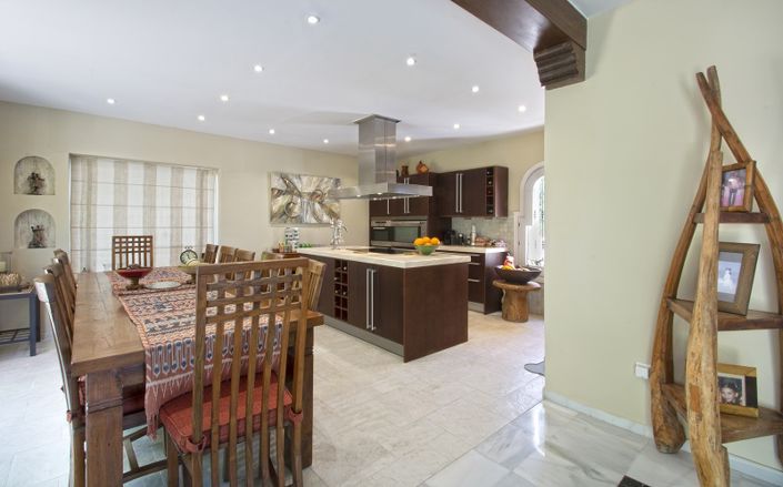 Image No.6-5 Bed Villa for sale