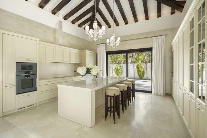 Image No.5-6 Bed Villa for sale