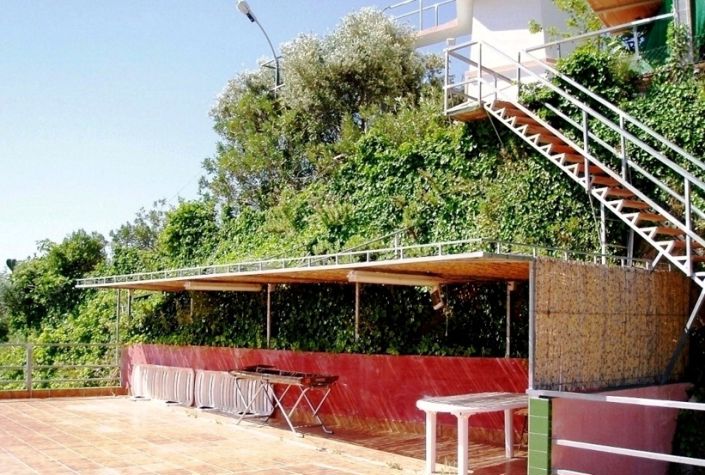 Image No.8-7 Bed Villa for sale