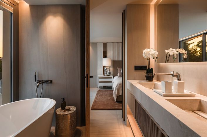 Image No.15-5 Bed Villa for sale