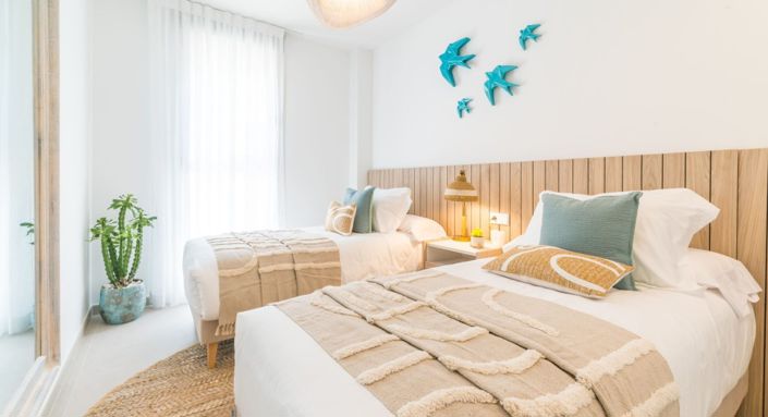 Image No.5-2 Bed Property for sale