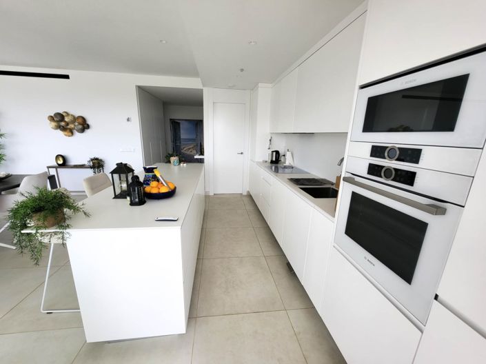 Image No.5-3 Bed Apartment for sale