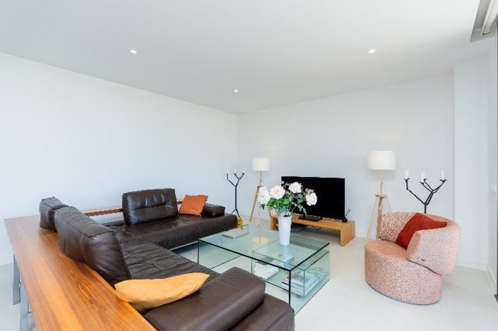 Image No.15-3 Bed Apartment for sale