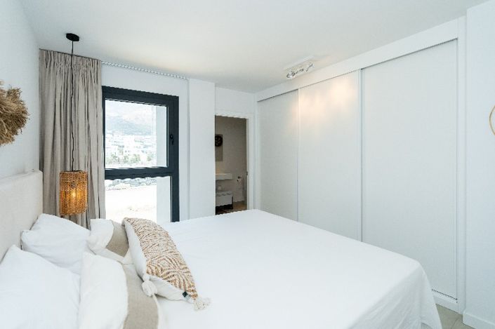 Image No.9-2 Bed Apartment for sale