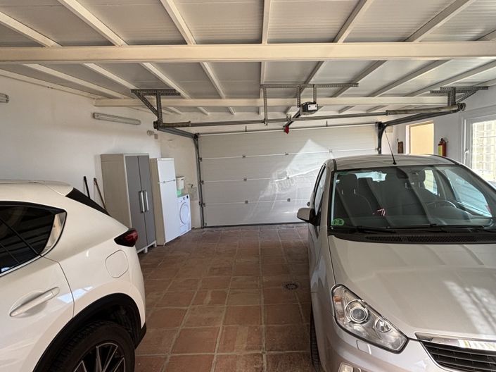 Image No.4-5 Bed Villa for sale