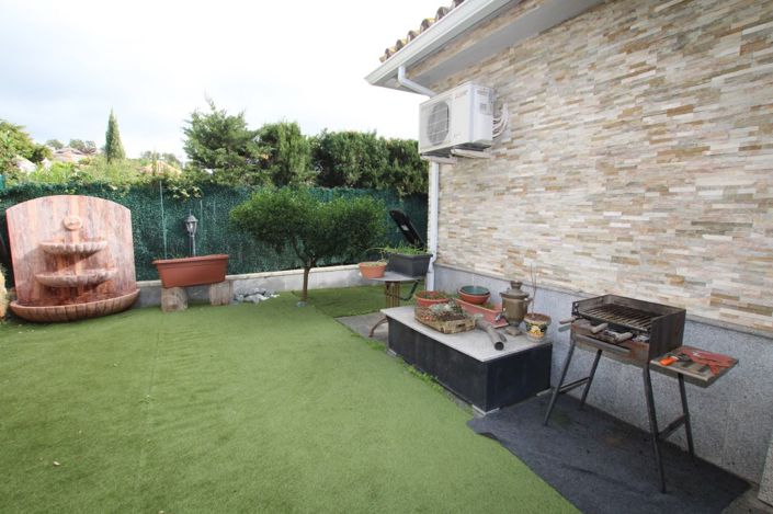 Image No.10-4 Bed Villa for sale