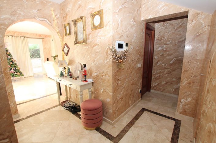 Image No.15-4 Bed Villa for sale